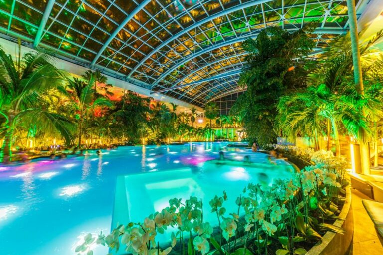 Chromotherapy Sunset Lighting at The Palm Pools