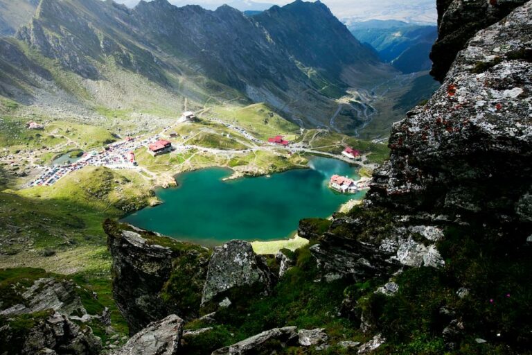 Balea Glacial Lake Transfagarasan Ridge Panorama