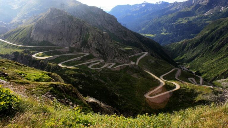 engineering masterpiece alpine twists